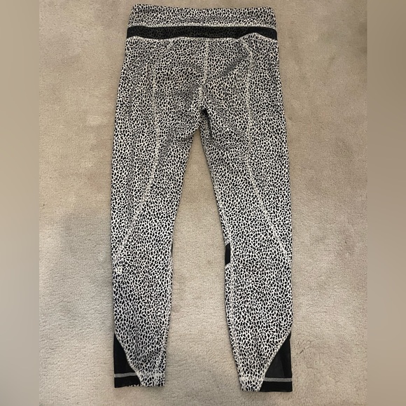 Lululemon athletica leggings - Picture 2 of 4